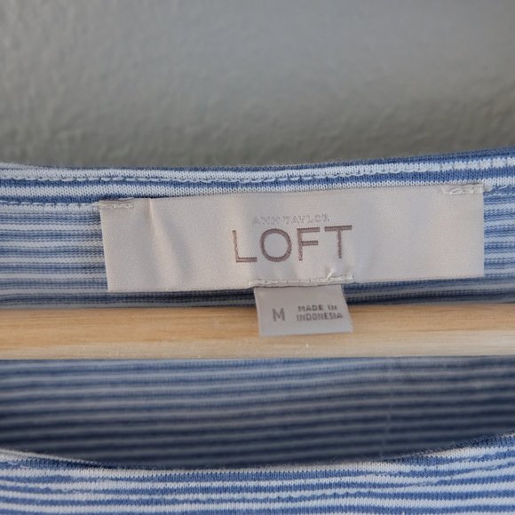 NWT Loft Blue & White Stripe Tulip Sleeve Shirt - Picture 3 of 7